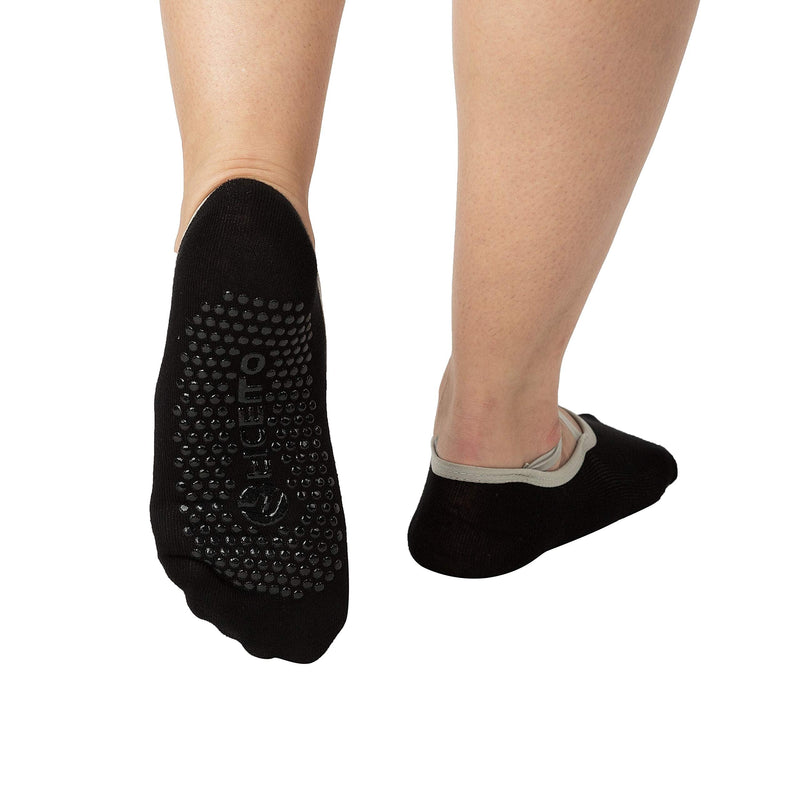 Yoga Socks for Women Non Skid Socks with Grips & Straps, Ideal for Pilates, Barres, Dance, Hospital, Barefoot Workout One Size Black - Pack of 01 - BeesActive Australia