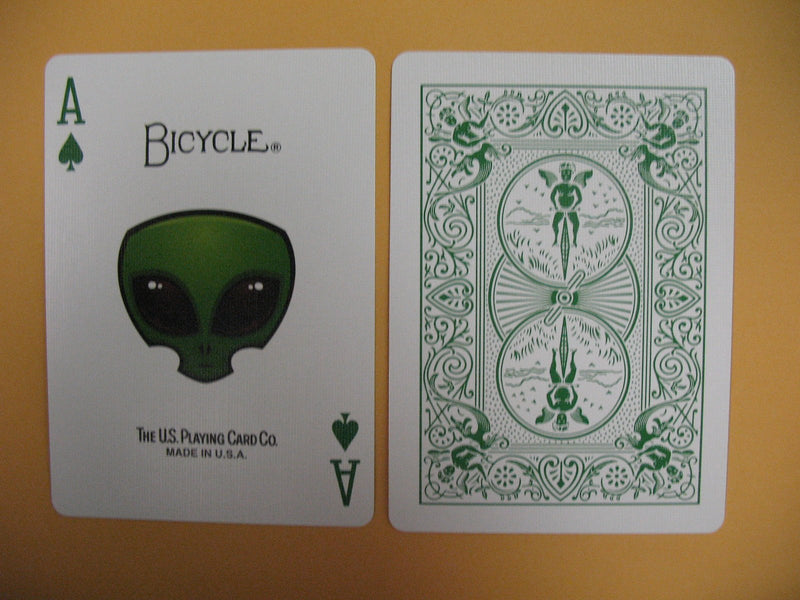 [AUSTRALIA] - Bicycle Green Trace Playing Cards Alien Design 