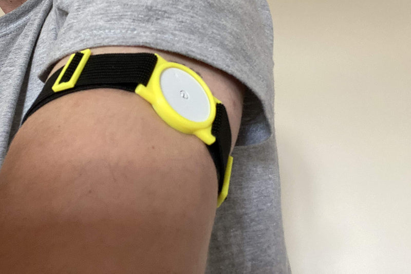 CGM Clips UK - Sensor Armband Holder/Protector Compatible with Freestyle Libre 1/2 - Grey - BeesActive Australia