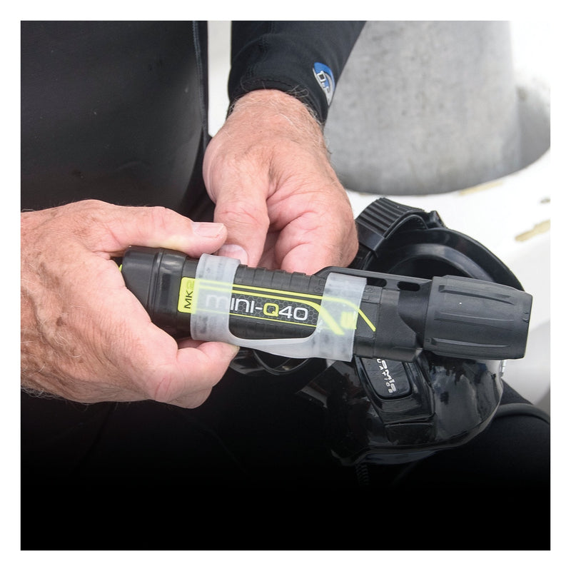 Underwater Kinetics MiniQ40 MK2 250 Lumens Dive Light - BeesActive Australia