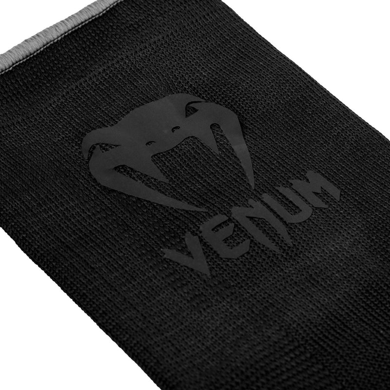 [AUSTRALIA] - Venum Muay Thai/Kick Boxing Ankle Support Guard Black/Black 