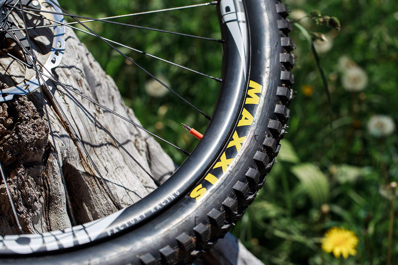 Tubolito - MTB Tubo Lightweight Bike Inner Tube | Light, Strong, Compact, Durable, Puncture and Pinch Flat Protection | for Mountain Bicycles | 27.5" and 29", for Standard and Plus Size Tires 26 x 1.8-2.5 - BeesActive Australia