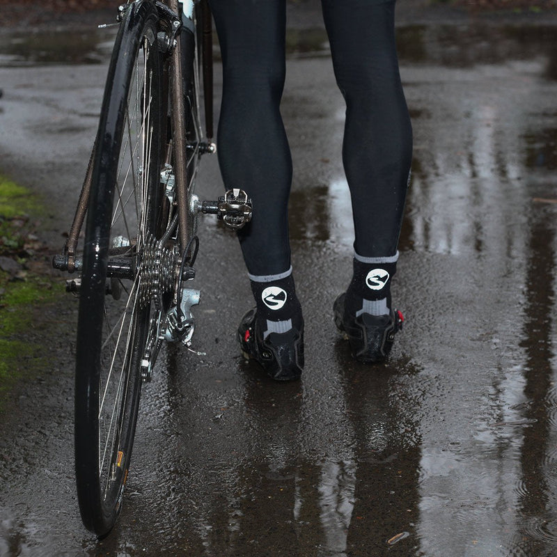 Showers Pass Torch Reflective Ankle Socks Small-Medium White - BeesActive Australia