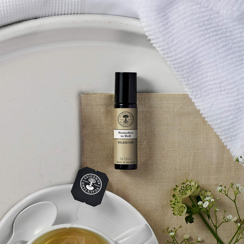 Neal's Yard Remedies to Roll Relaxation | Comforting Scent to Help You Unwind on the Go | 9ml - BeesActive Australia