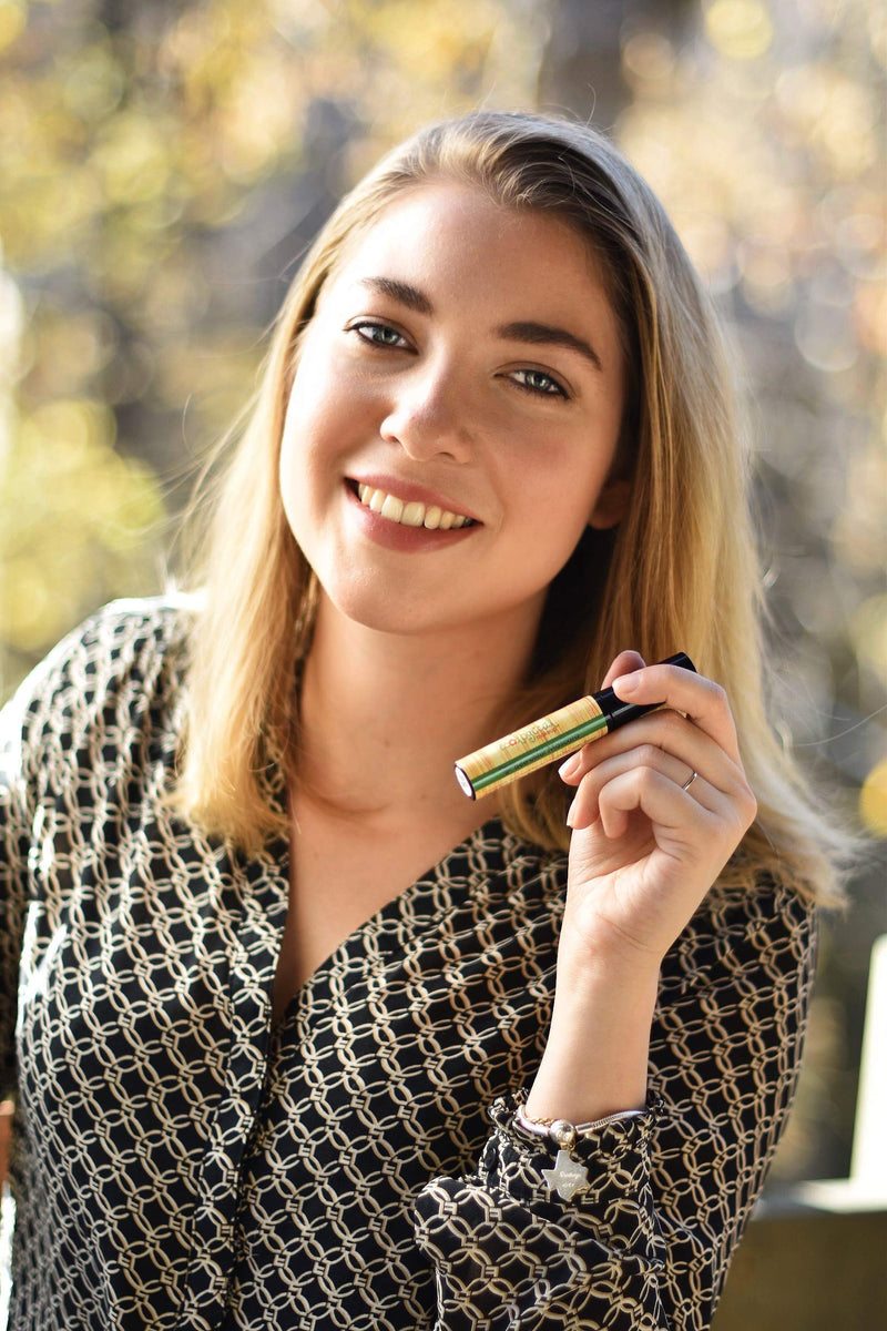 Bee-utiful Mascara - Black - By Organic Family Product’s Ecological Makeup! No clumping, all natural, long lasting, lengthening and no run or smudging. - BeesActive Australia