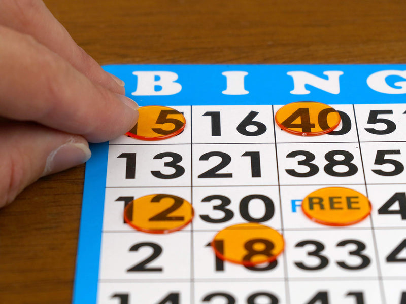Regal Games - 500 Transparent Bingo Chips - 3/4 Inch - for Large Group Games, Game Night, Bingo Hall, & Educational Activities - Ages 5+ - 500 Count Green - BeesActive Australia