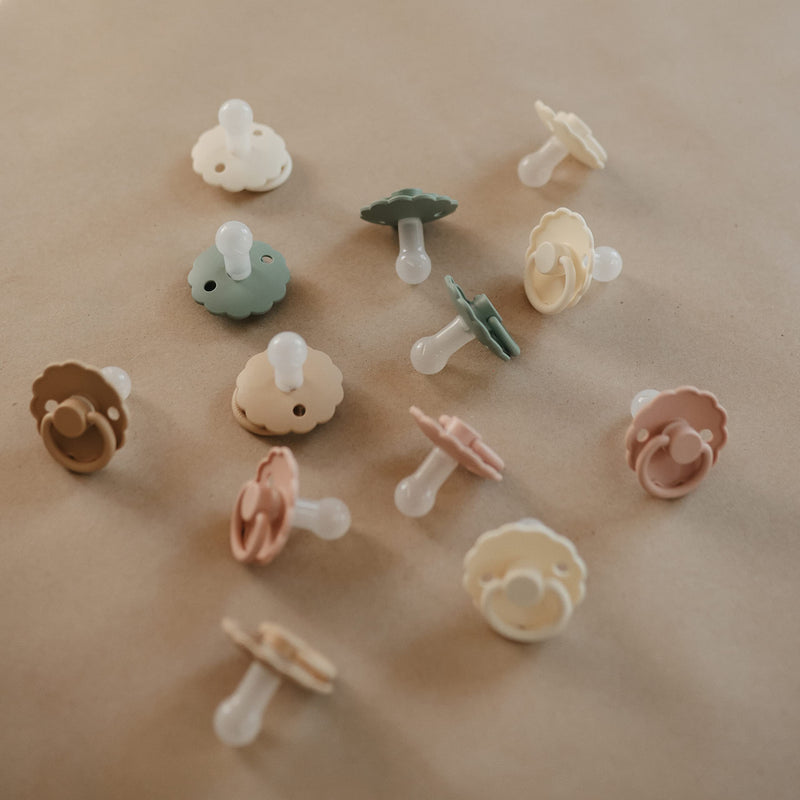 FRIGG Daisy SilkySoft Silicone Baby Pacifier | Made in Denmark | BPA-Free (Blush/Sage, 0-6 Months) Blush/Sage - BeesActive Australia