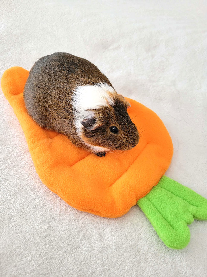Guinea Pig Bed Washable Pee Pad, Fleece Bedding for Rodent, Reusable Carrot Cage Liner for Hedgehog, Rat, Hamster or Small Animal - BeesActive Australia