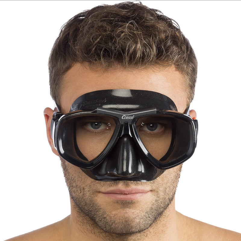 Cressi First Dive Mask with Inclined Lenses for Scuba Diving : Focus: Made in Italy Black - BeesActive Australia