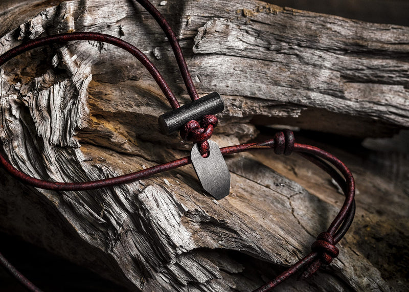 Wazoo The Bushcraft Fire Starter Necklace Black Ceramic - BeesActive Australia