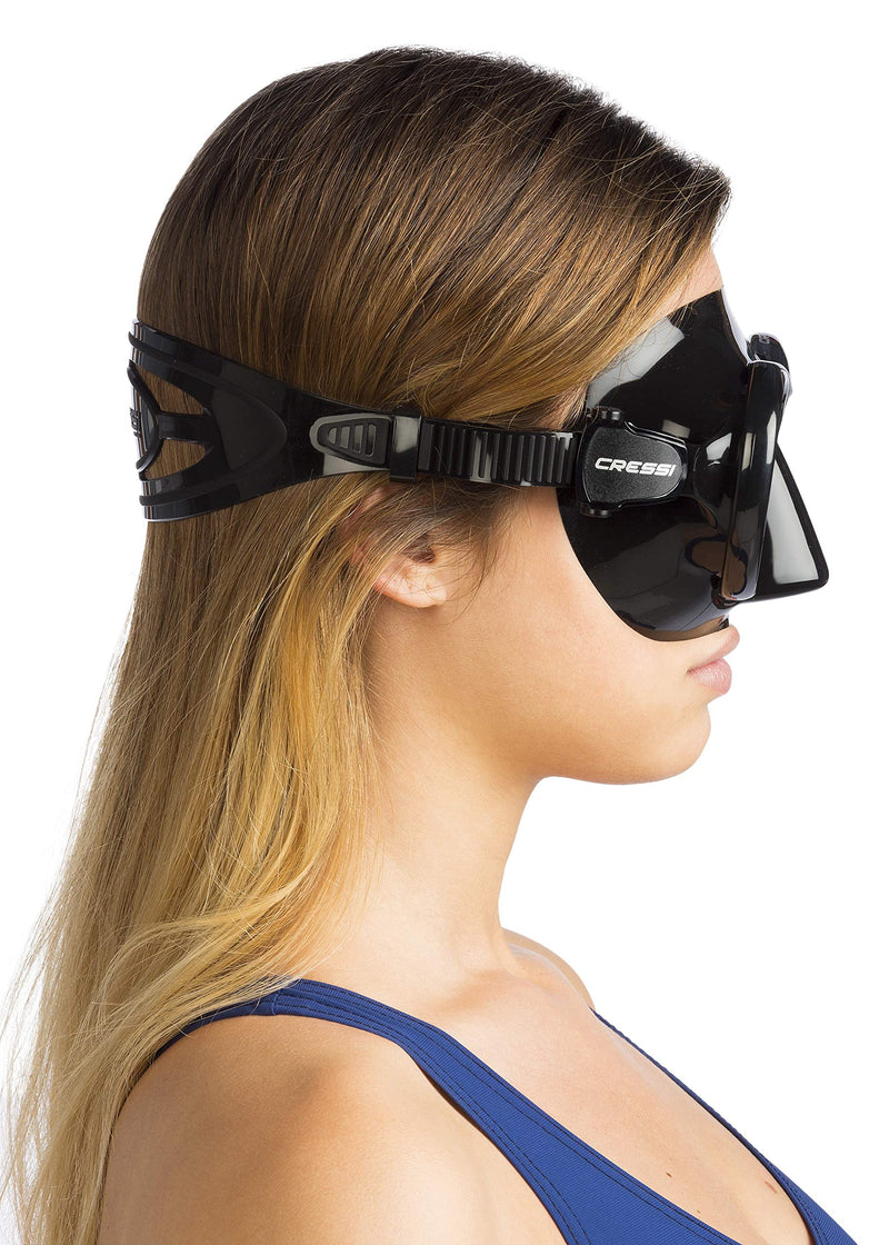 [AUSTRALIA] - Cressi Adult Free Diving Photographer Low Volume Mask with Silicone Skirt- Metis Quality Since 1946 Black Clear Lenses 
