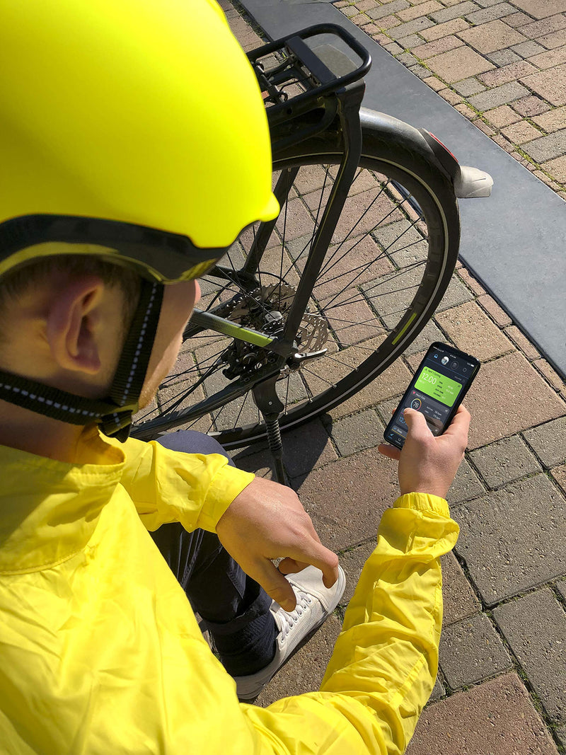 Garmin 010-12843-00 Speed Sensor 2, Bike Sensor to Monitor Speed, Black - BeesActive Australia