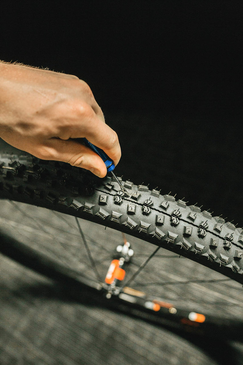 KOM Cycling Tubeless Tire Repair Kit for Bikes 8 Colors! Fixes Mountain Bike and Road Bicycle Tire Punctures – Includes Tire Repair Fork Reamer, 8 Bacon Strips. Tubeless Bike Tire Repair Kit Black - BeesActive Australia