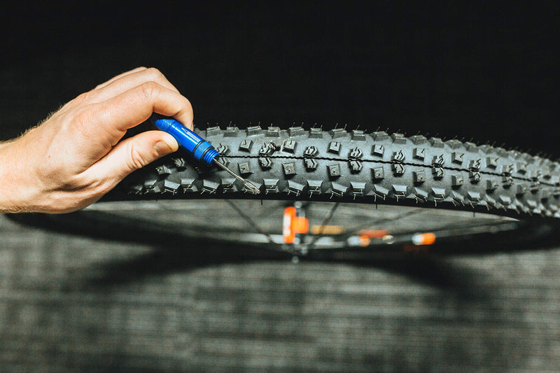KOM Cycling Tubeless Tire Repair Kit for Bikes 8 Colors! Fixes Mountain Bike and Road Bicycle Tire Punctures – Includes Tire Repair Fork Reamer, 8 Bacon Strips. Tubeless Bike Tire Repair Kit Black - BeesActive Australia
