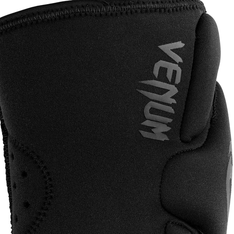 Venum Kontact Gel Knee Pad - Black/Black, Small - BeesActive Australia