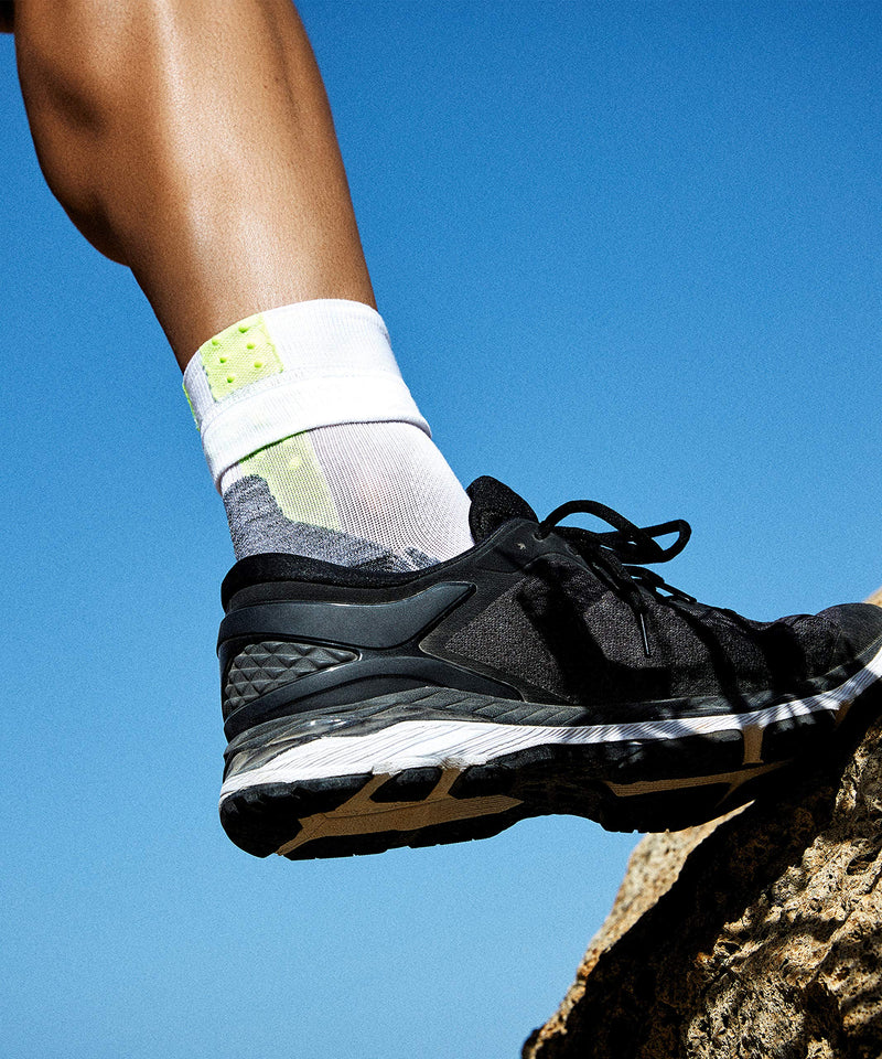 FALKE Men's Achilles Running Socks - Sports Performance Fabric, More Colors, 1 Pair Black (Black 3001) 46-48 - BeesActive Australia