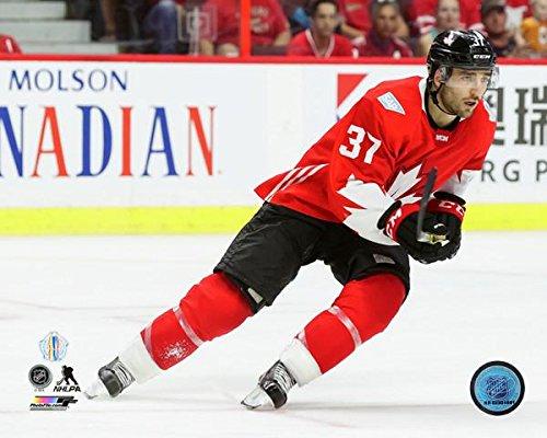 [AUSTRALIA] - NHL Patrice Bergeron Team Canada 2016 World Cup of Hockey Photo (Size: 8" x 10") 