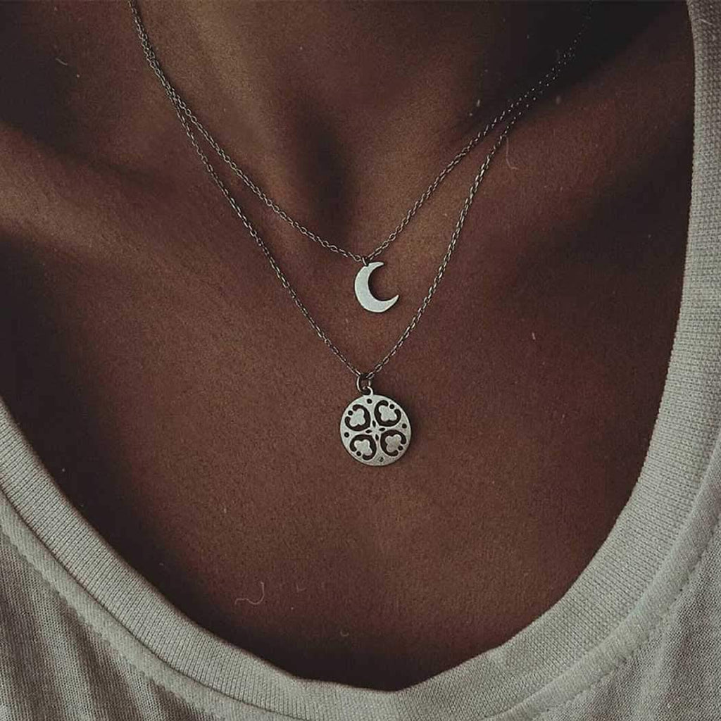Jovono Multilayered Crescent Moon Pendant Necklaces Four-leaf Clover Necklace Chain Jewelry for Women and Girls (Silver) - BeesActive Australia
