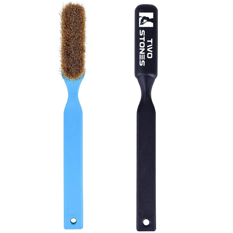 TWO STONES Climbing Chalk Brush with Thick Ultra Durable Boar's Hair Bristles, Bouldering Brush with Ergonomic Handle Portable with Climbing Chalk Bag(Not Included) for Climbing Wall Holds - BeesActive Australia