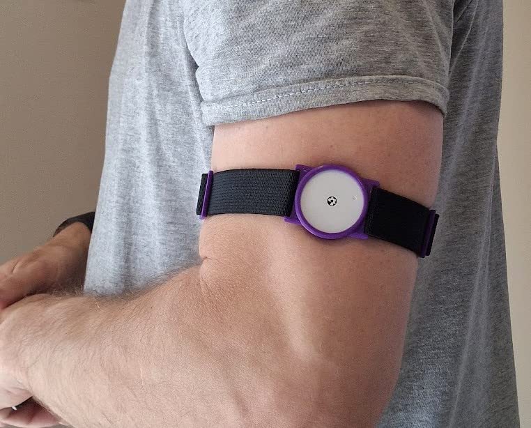CGM Clips UK - Sensor Armband Holder/Protector Compatible with Freestyle Libre 1/2 - Purple w Black Straps - BeesActive Australia